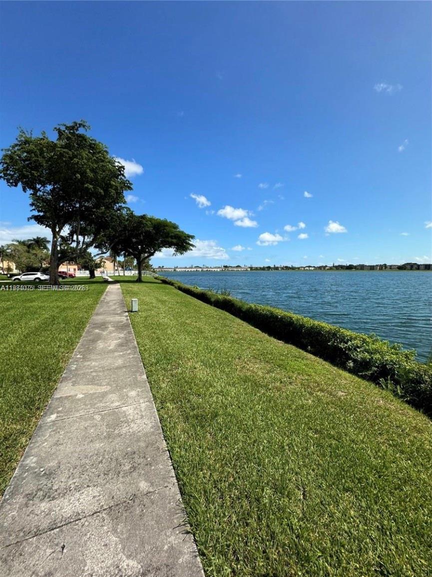 LAKEVIEW OF THE CALF CLUB - Residential