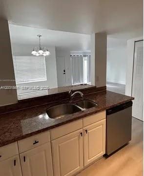 GABLES I TOWNHOMES CONDO - Residential Lease