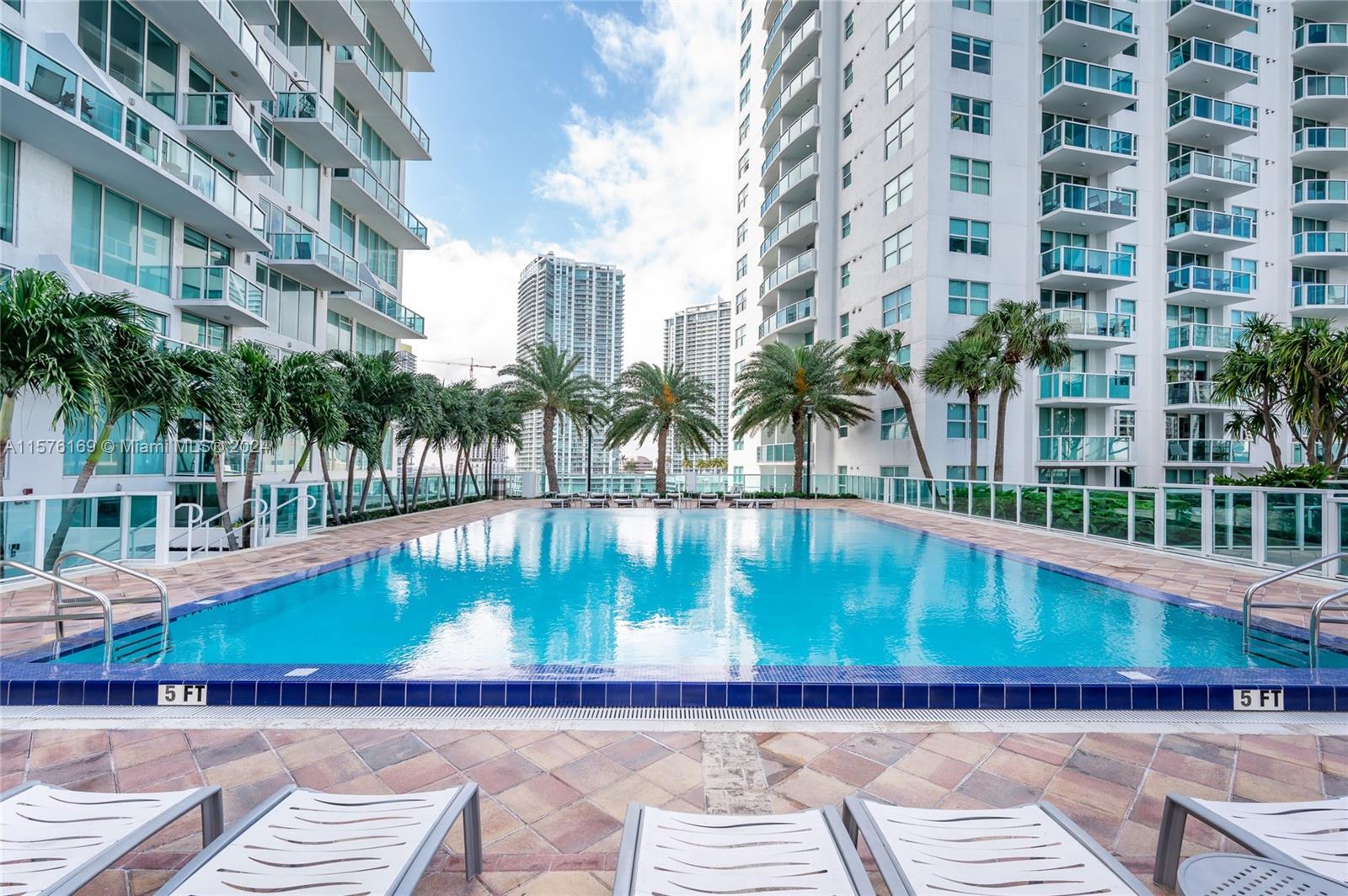 Brickell on the River Nort - Residential Lease
