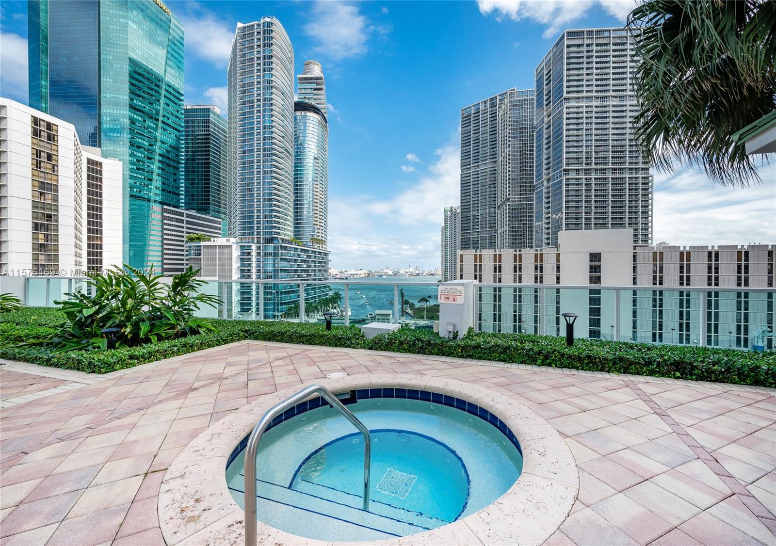Brickell on the River Nort - Residential Lease