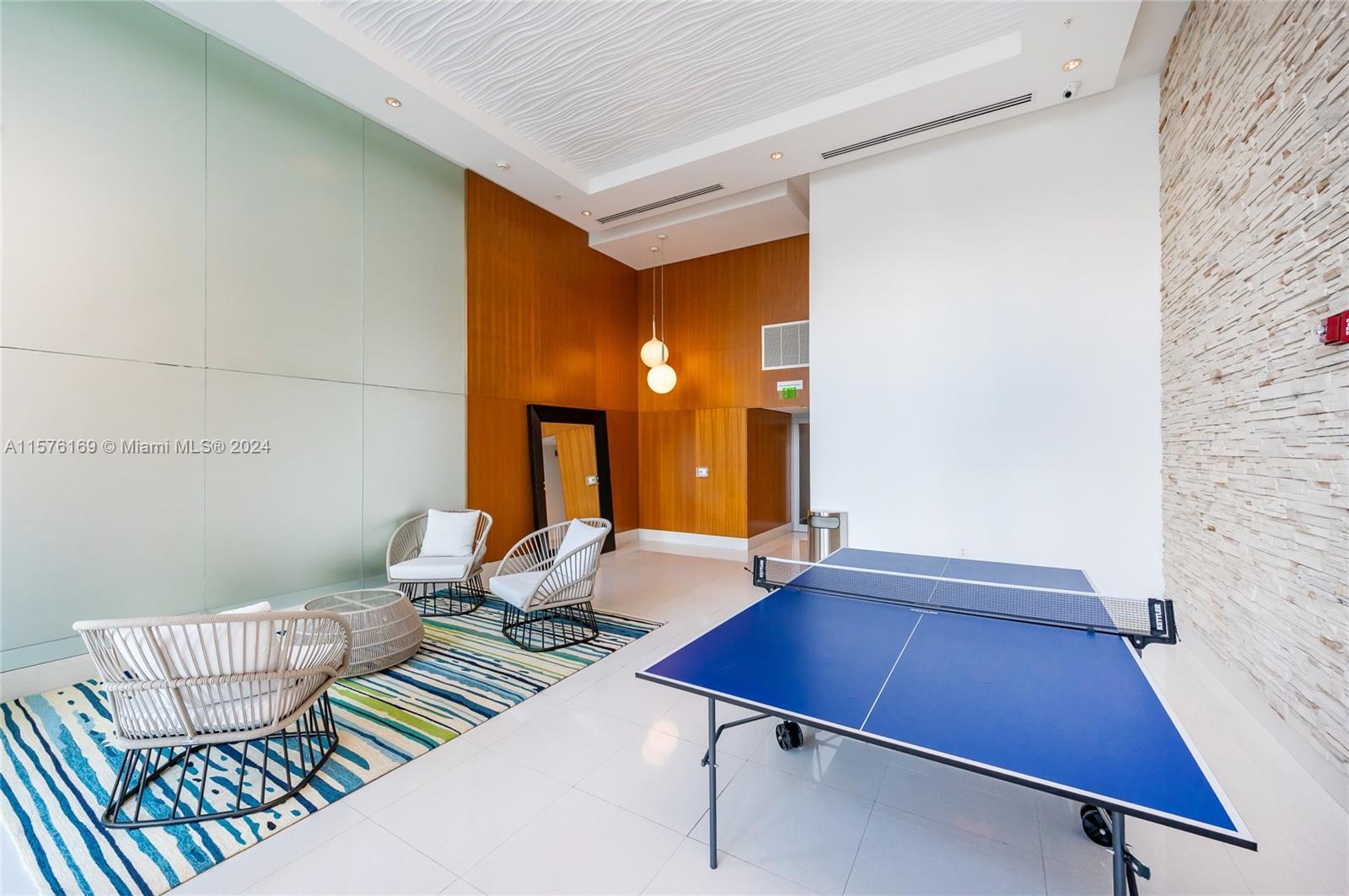 Brickell on the River Nort - Residential Lease