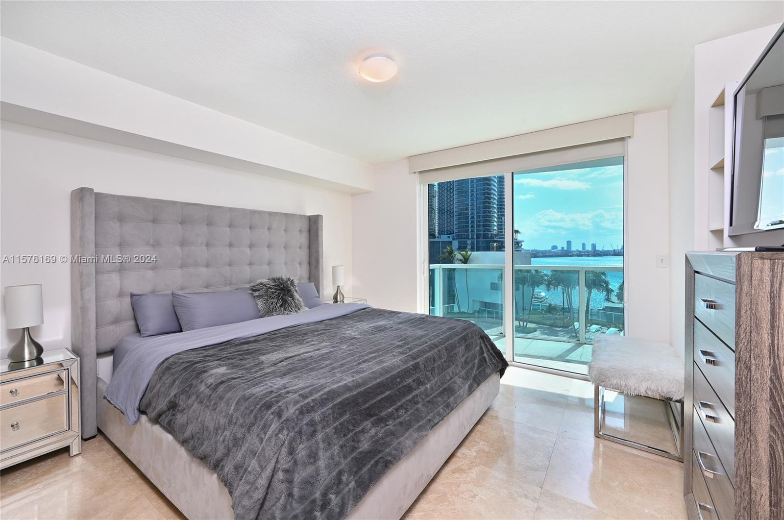 Brickell on the River Nort - Residential Lease