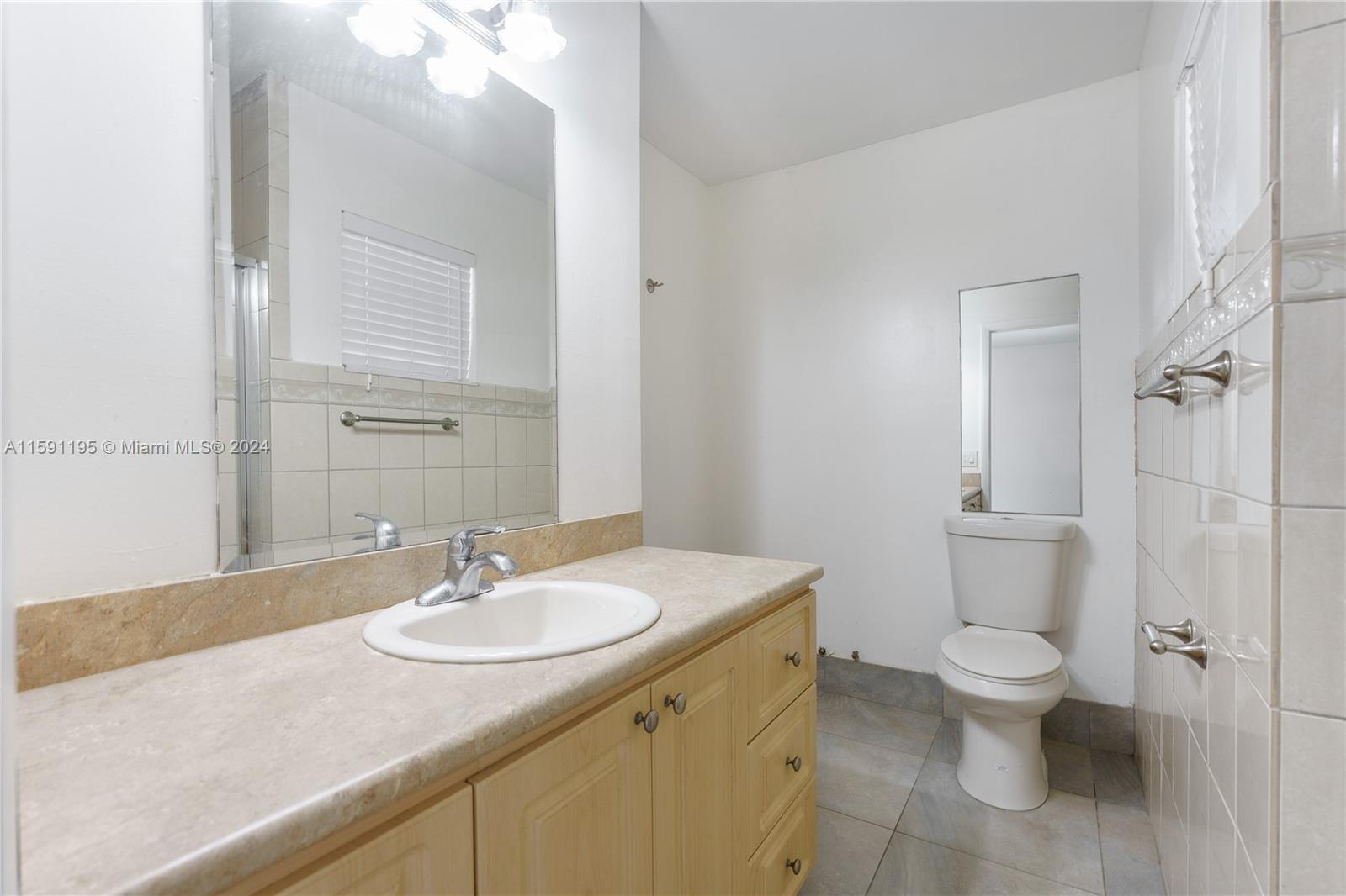 WEST VIEW LAKE TOWNHOMES - Residential