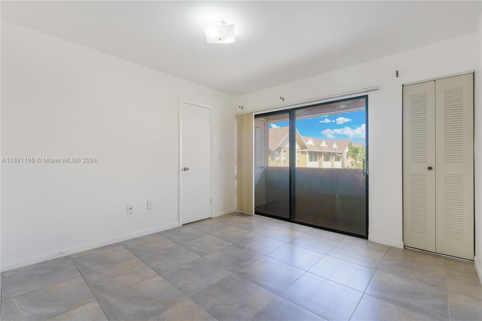 WEST VIEW LAKE TOWNHOMES - Residential