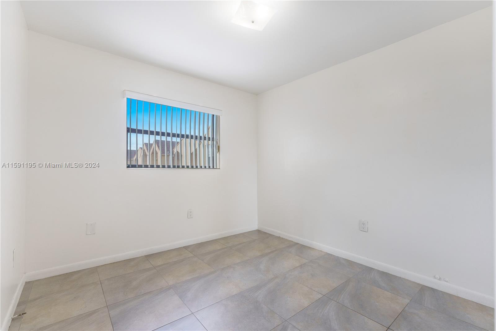 WEST VIEW LAKE TOWNHOMES - Residential