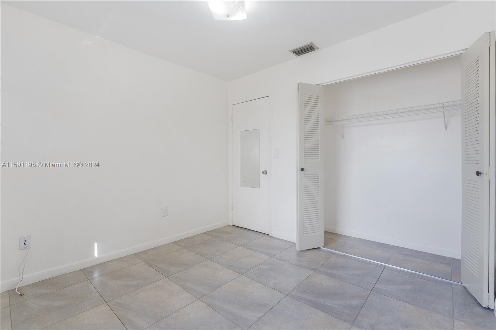 WEST VIEW LAKE TOWNHOMES - Residential