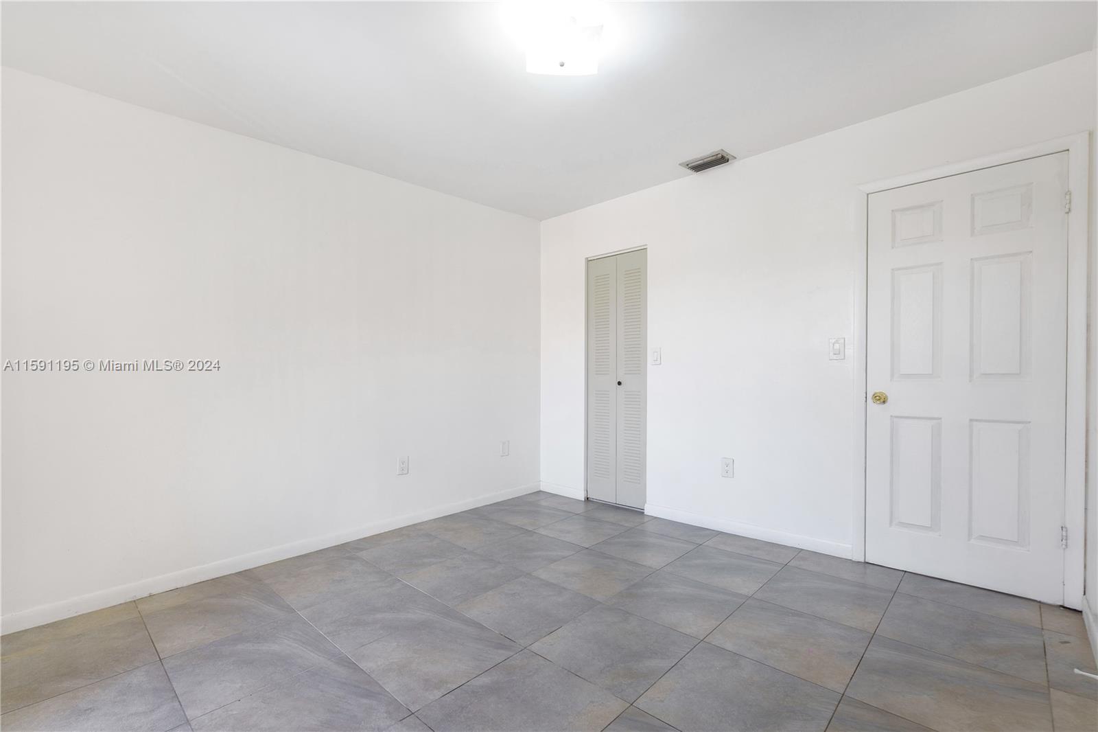 WEST VIEW LAKE TOWNHOMES - Residential