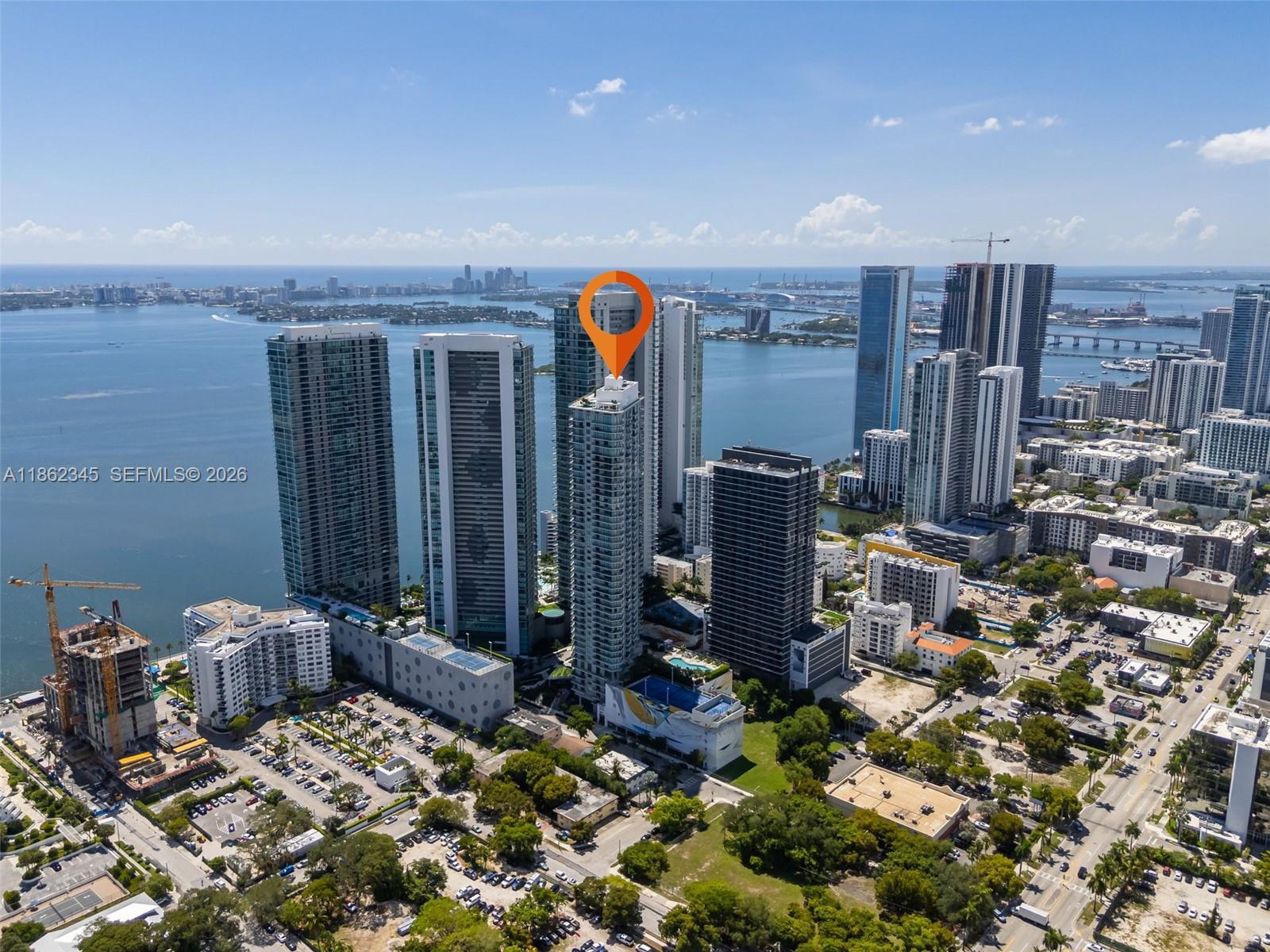 PARAISO BAYVIEWS CONDO - Residential