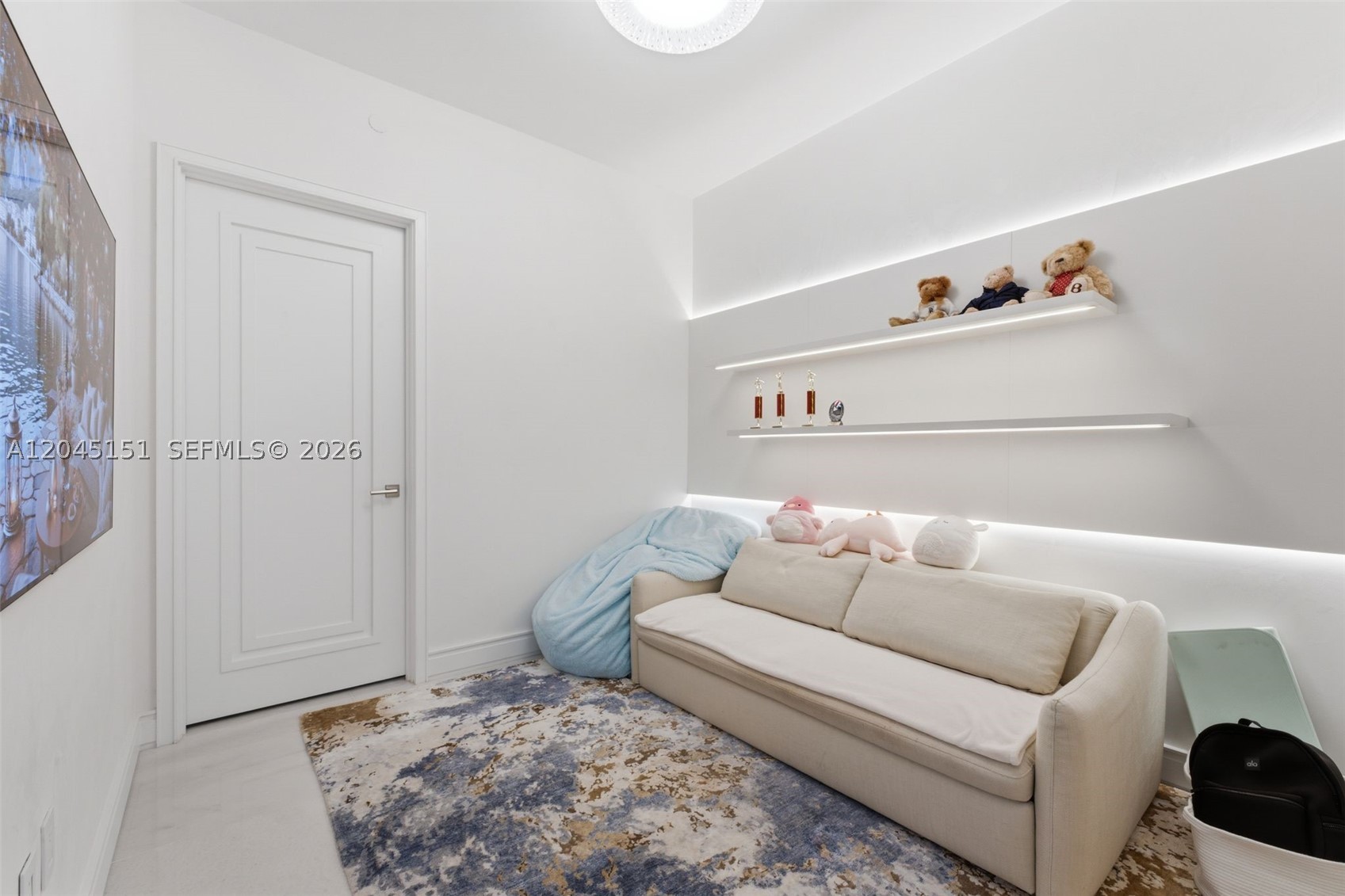NORTH BISCAYNE BEACH AMEN - Residential Lease