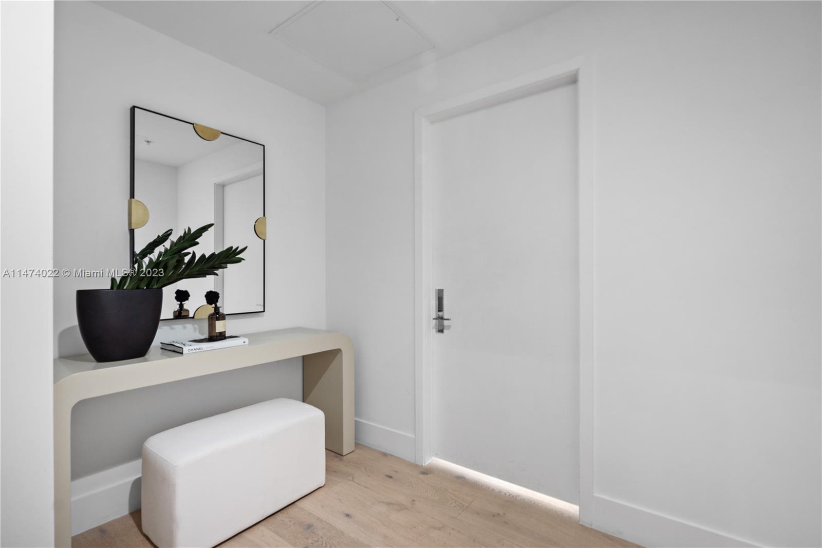 MONACO YACHT CLUB - Residential