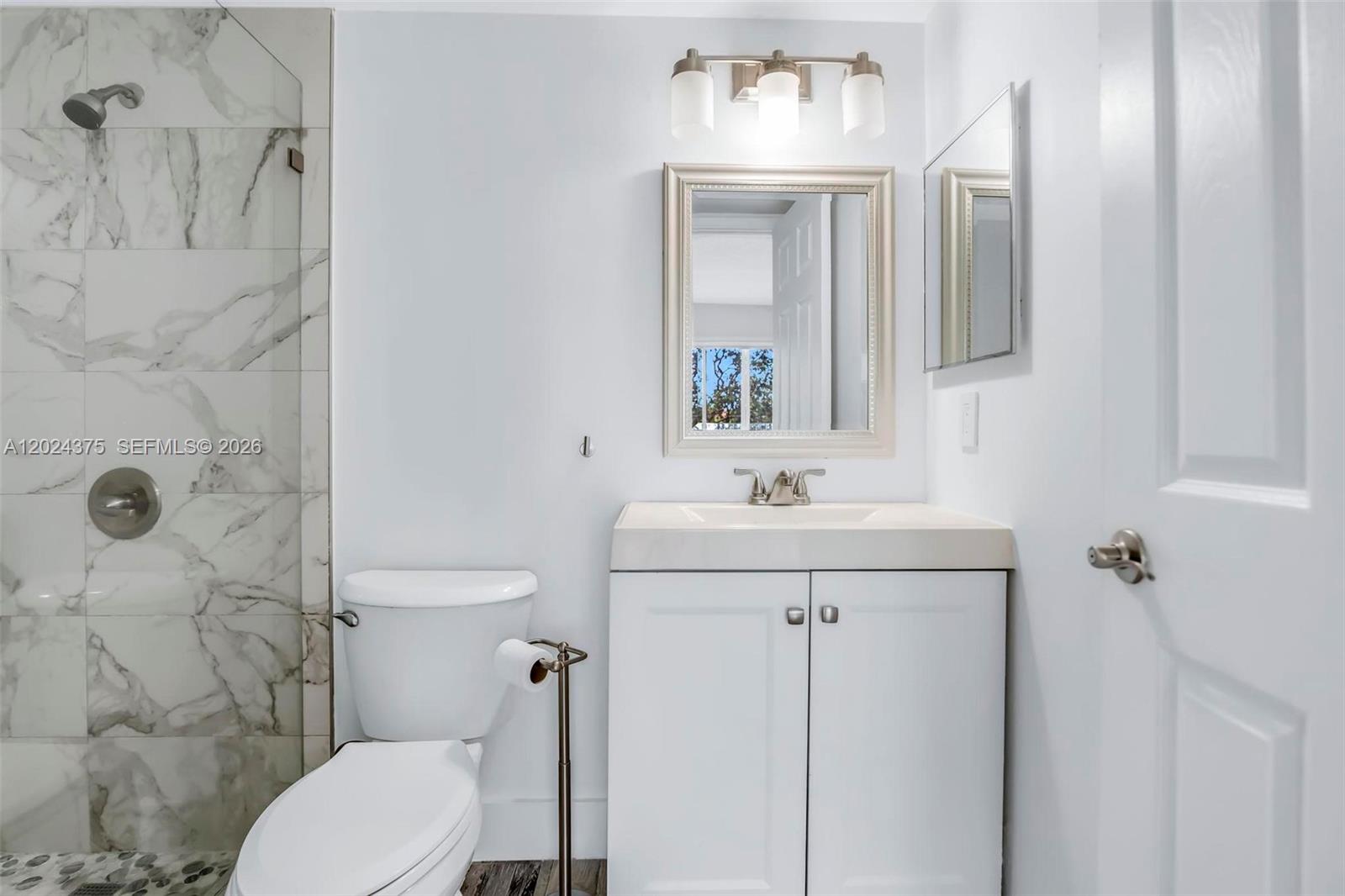 NEW HAMPTON AT CENTURY VI - Residential Lease