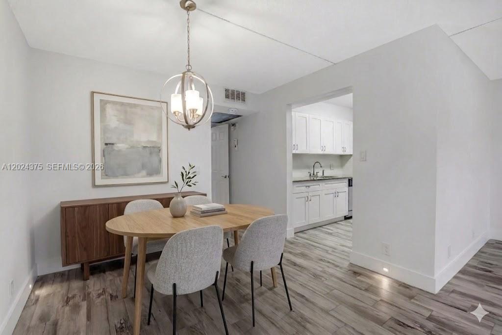NEW HAMPTON AT CENTURY VI - Residential Lease