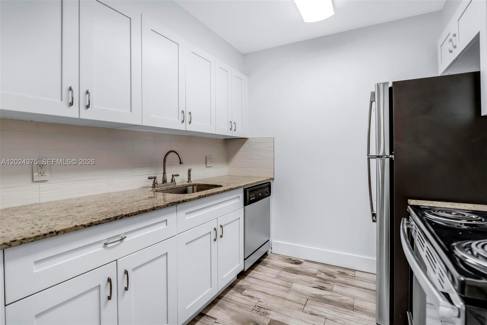 NEW HAMPTON AT CENTURY VI - Residential Lease