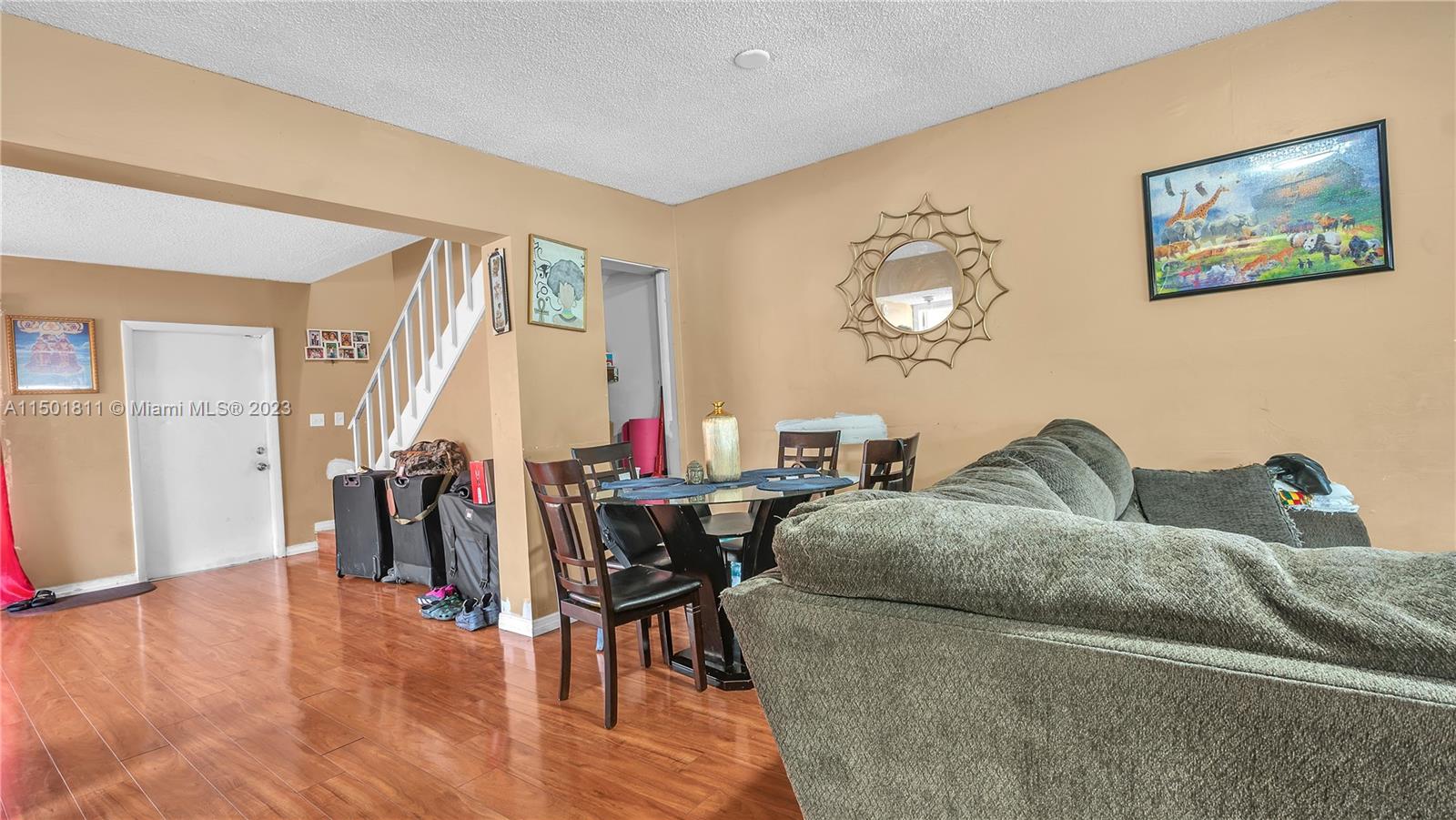 ORIOLE GOLF & TENNIS CLUB - Residential