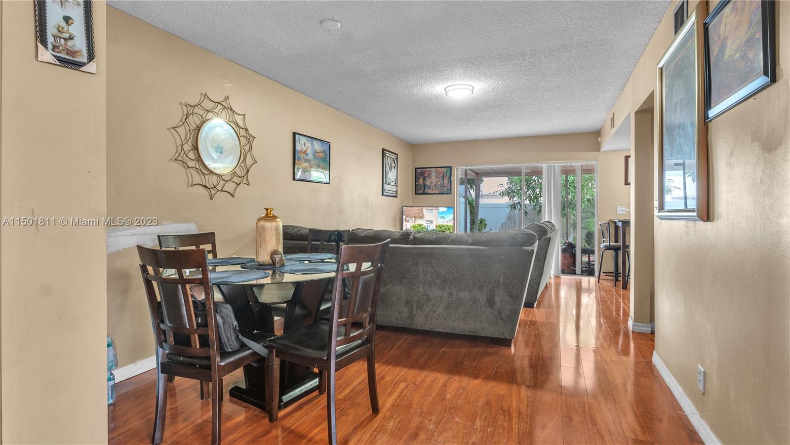 ORIOLE GOLF & TENNIS CLUB - Residential