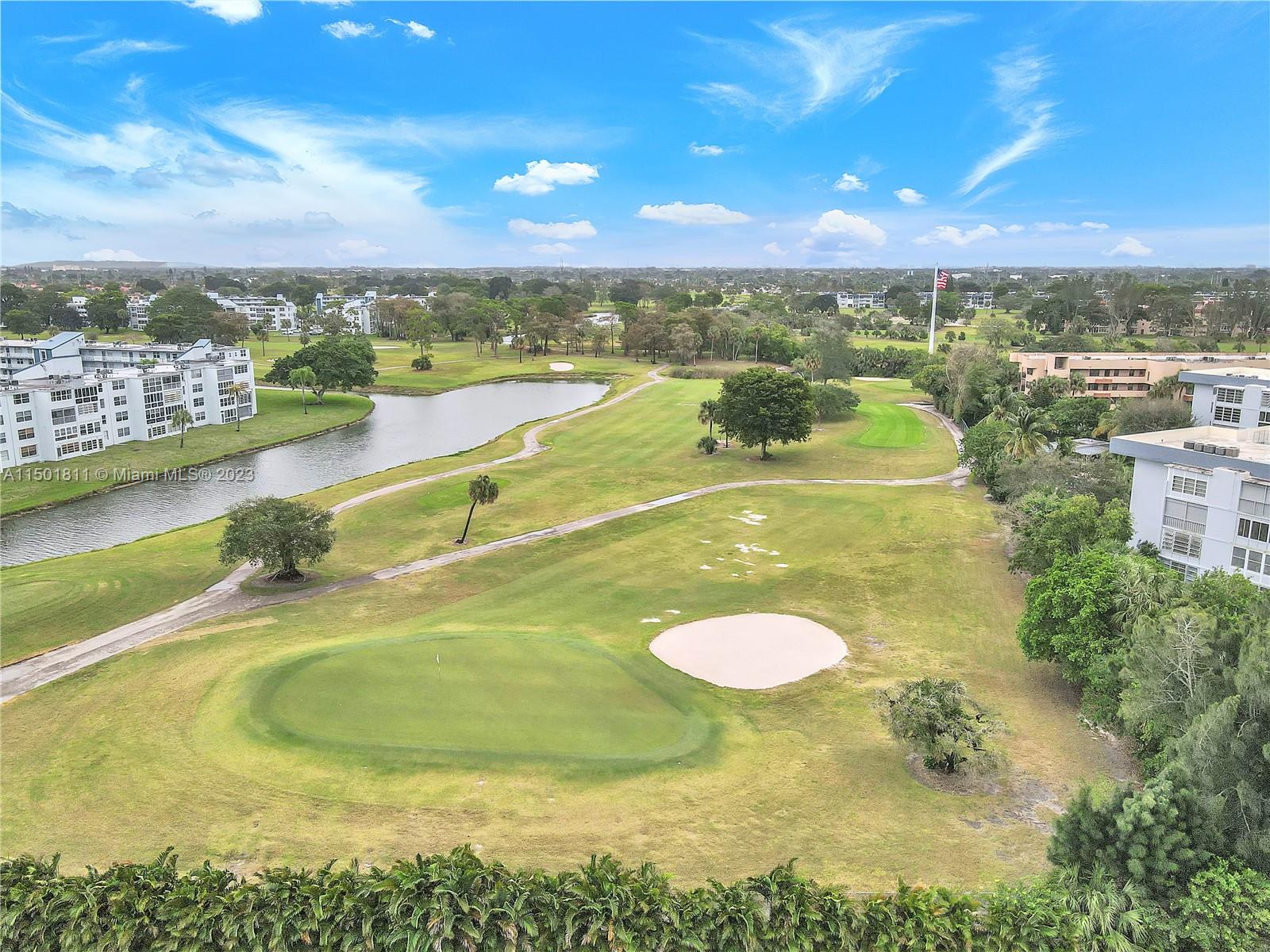 ORIOLE GOLF & TENNIS CLUB - Residential