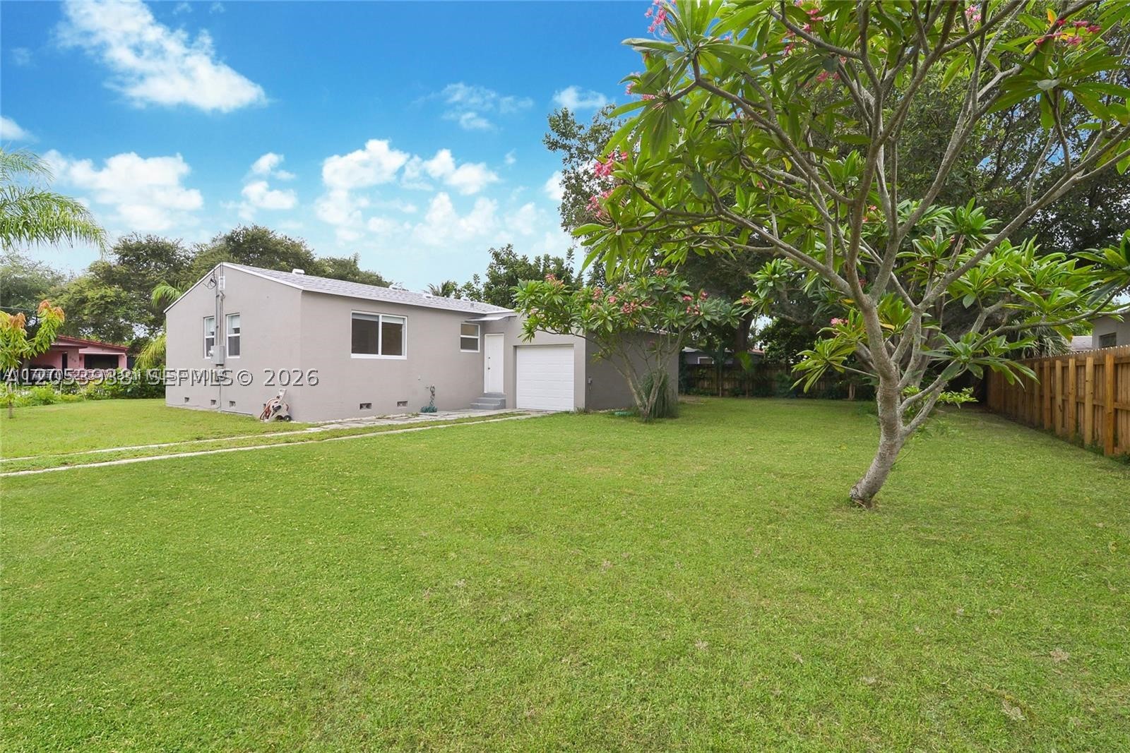 DIXIE GARDENS - Residential Lease