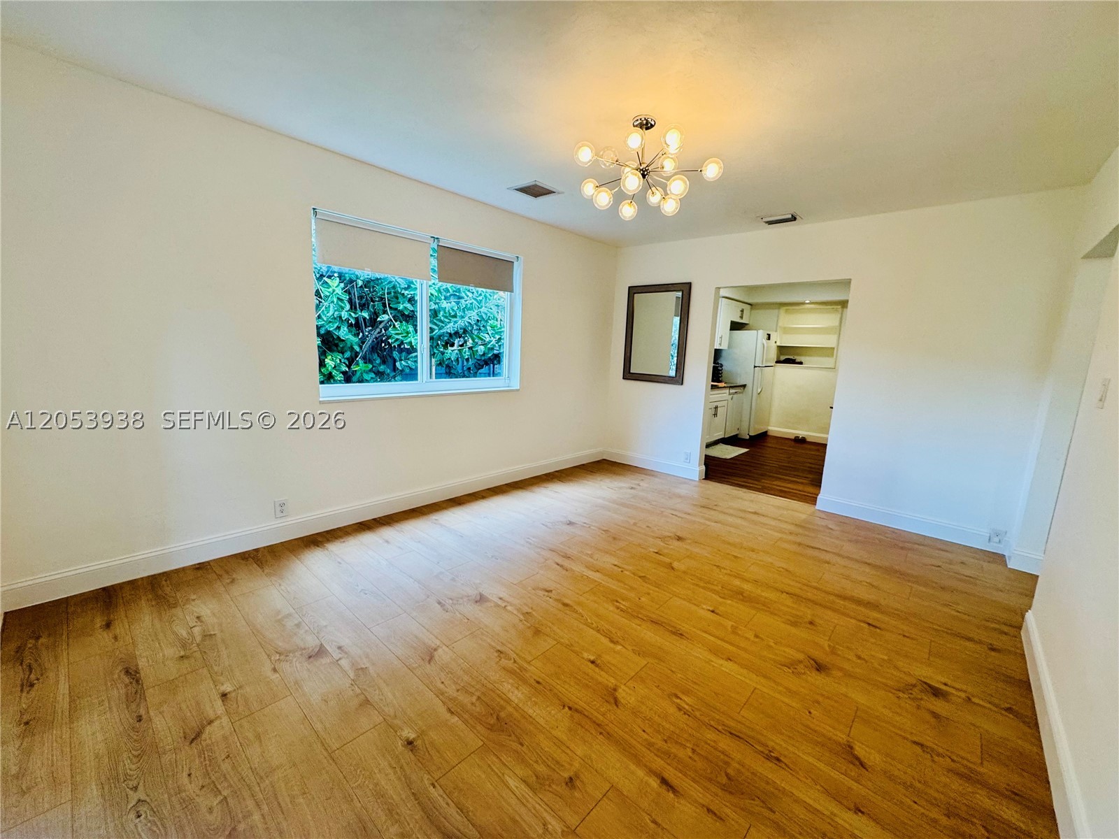 DIXIE GARDENS - Residential Lease