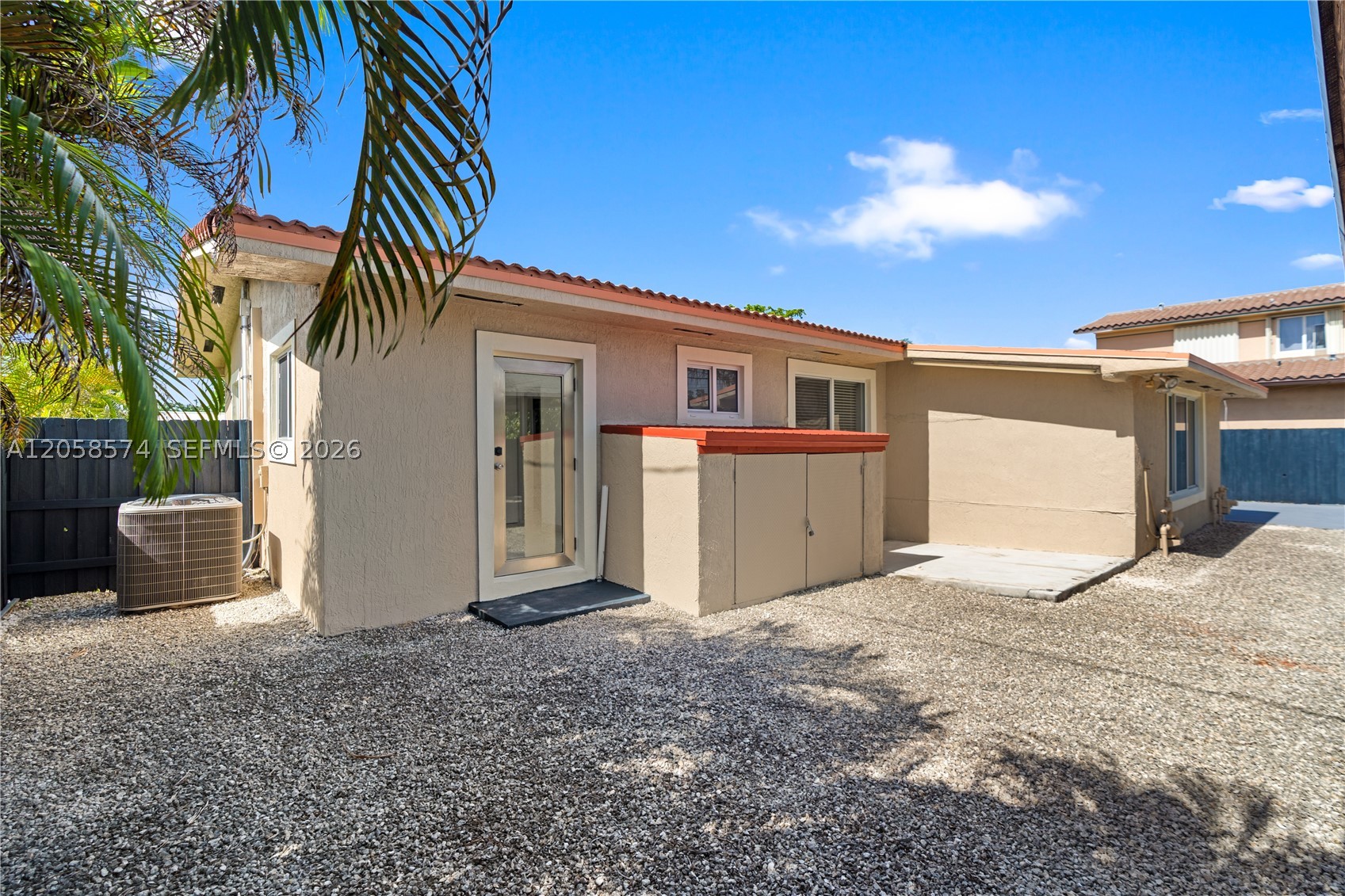 PALM SPRINGS SUB SEC 3 5T - Residential