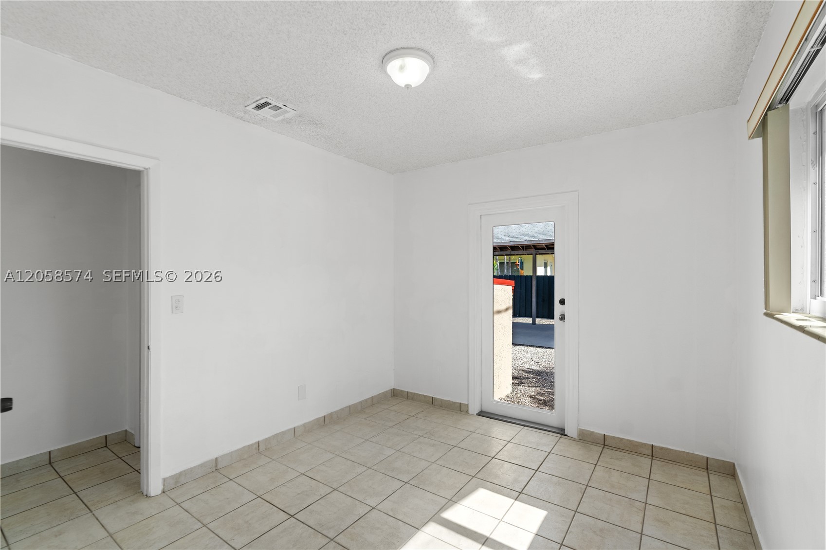 PALM SPRINGS SUB SEC 3 5T - Residential