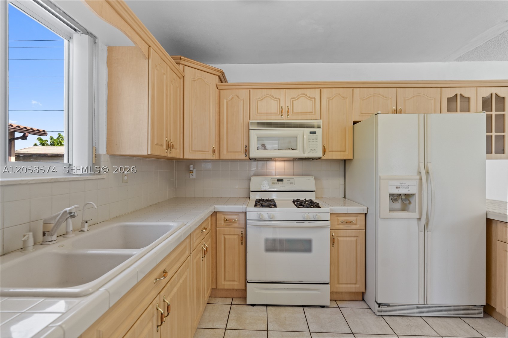 PALM SPRINGS SUB SEC 3 5T - Residential