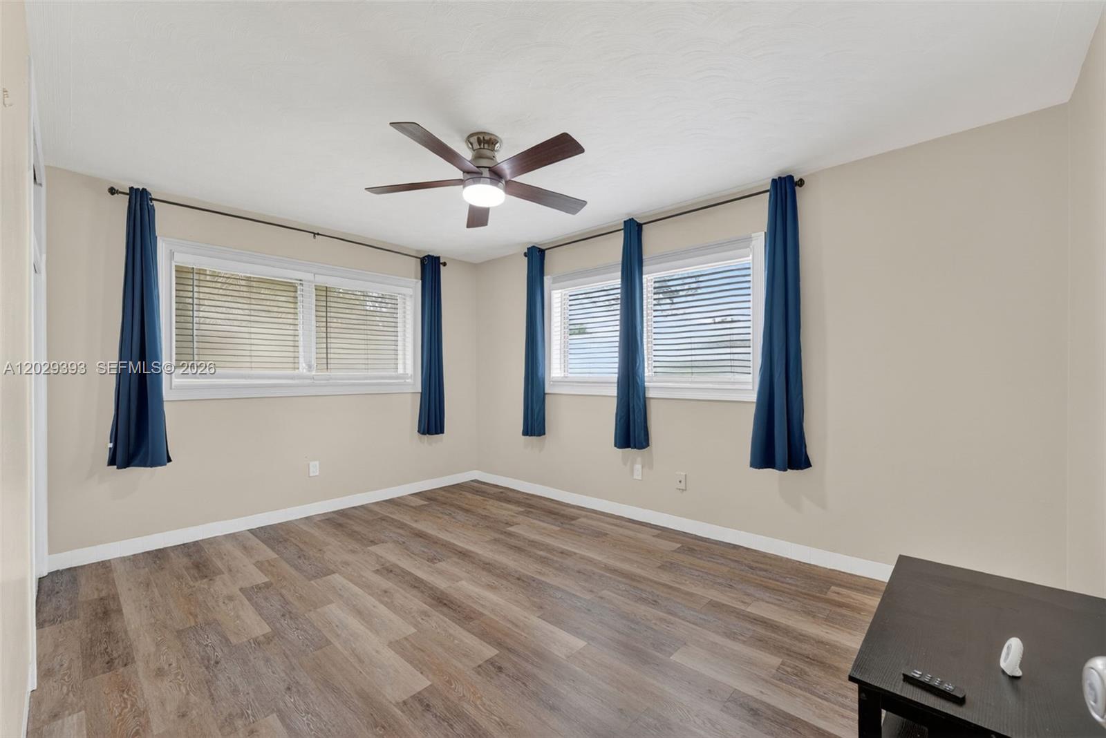 GARDEN ACRES - Residential
