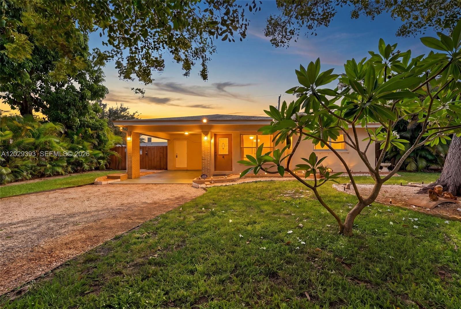 GARDEN ACRES - Residential