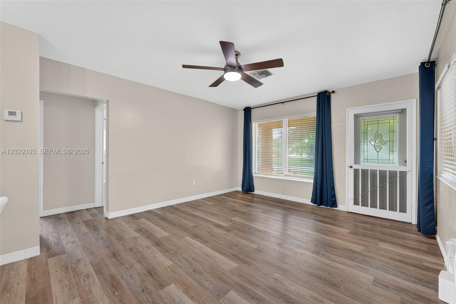 GARDEN ACRES - Residential