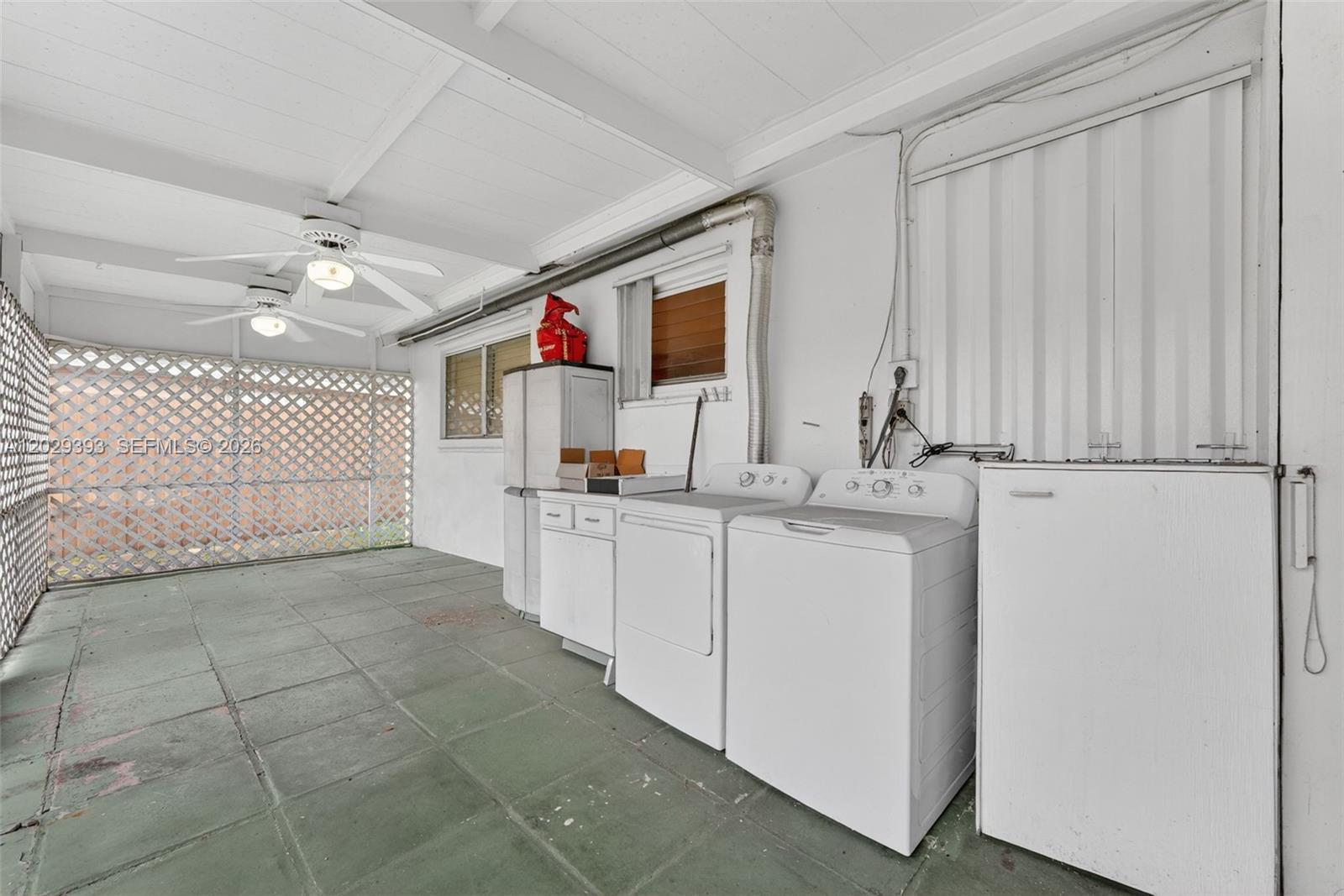 GARDEN ACRES - Residential