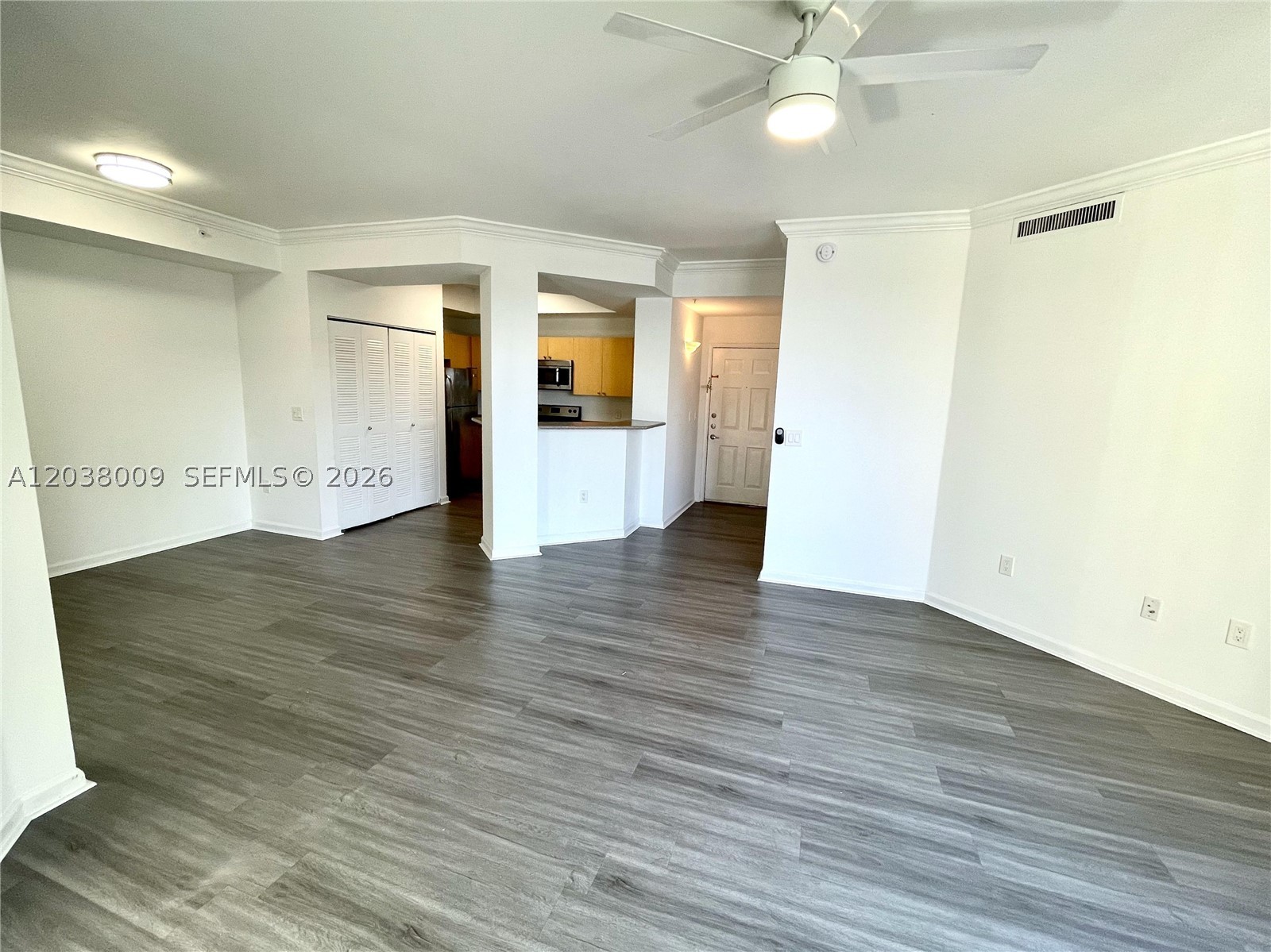REGENT PARK CONDO - Residential