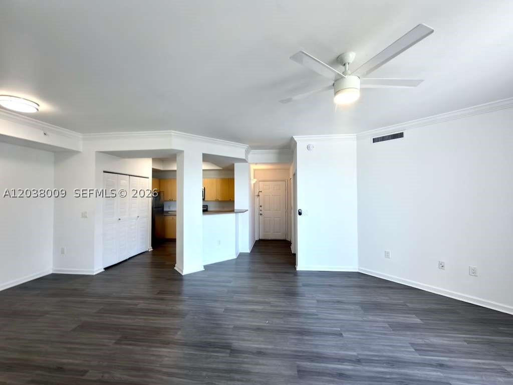 REGENT PARK CONDO - Residential