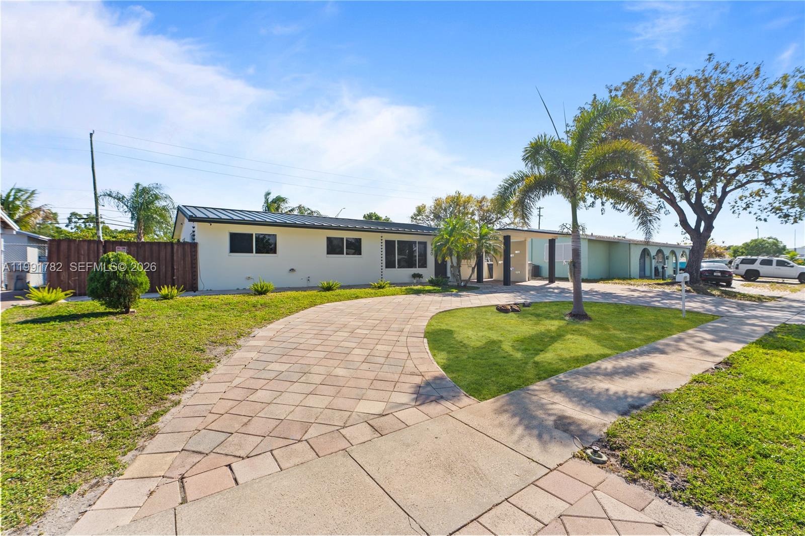 POMPANO GOLF ESTATES 1ST - Residential