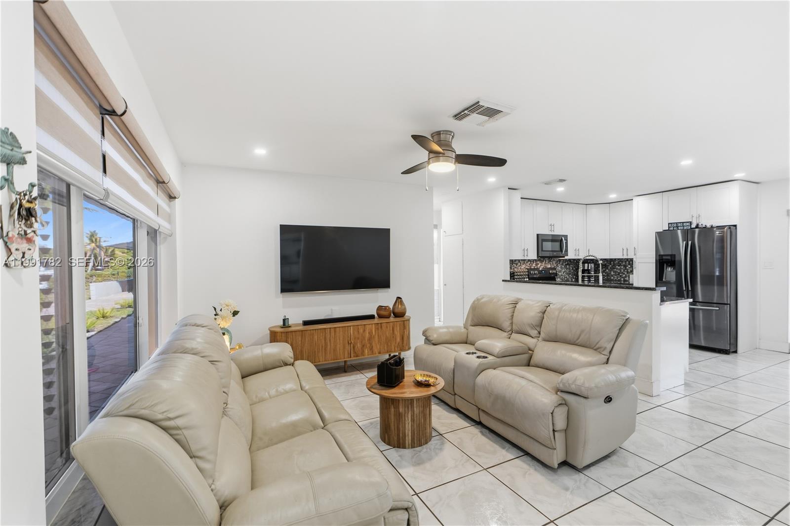 POMPANO GOLF ESTATES 1ST - Residential