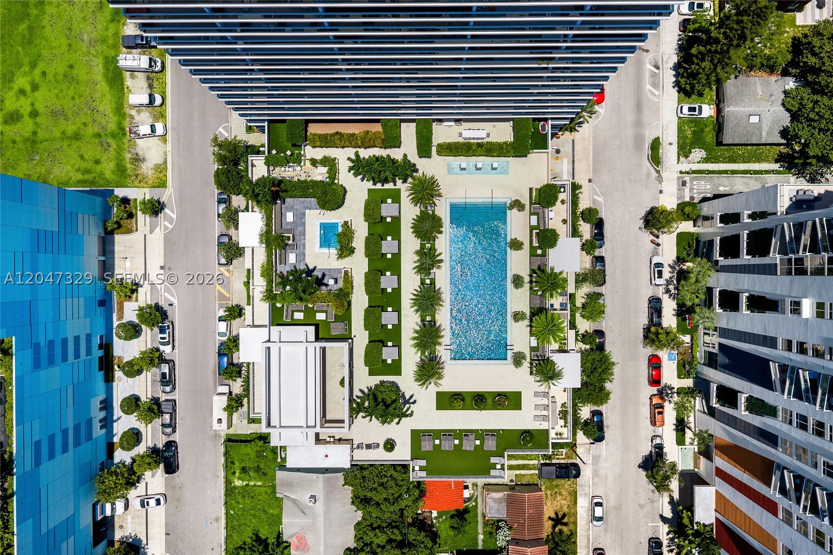 BAY HOUSE MIAMI CONDO - Residential