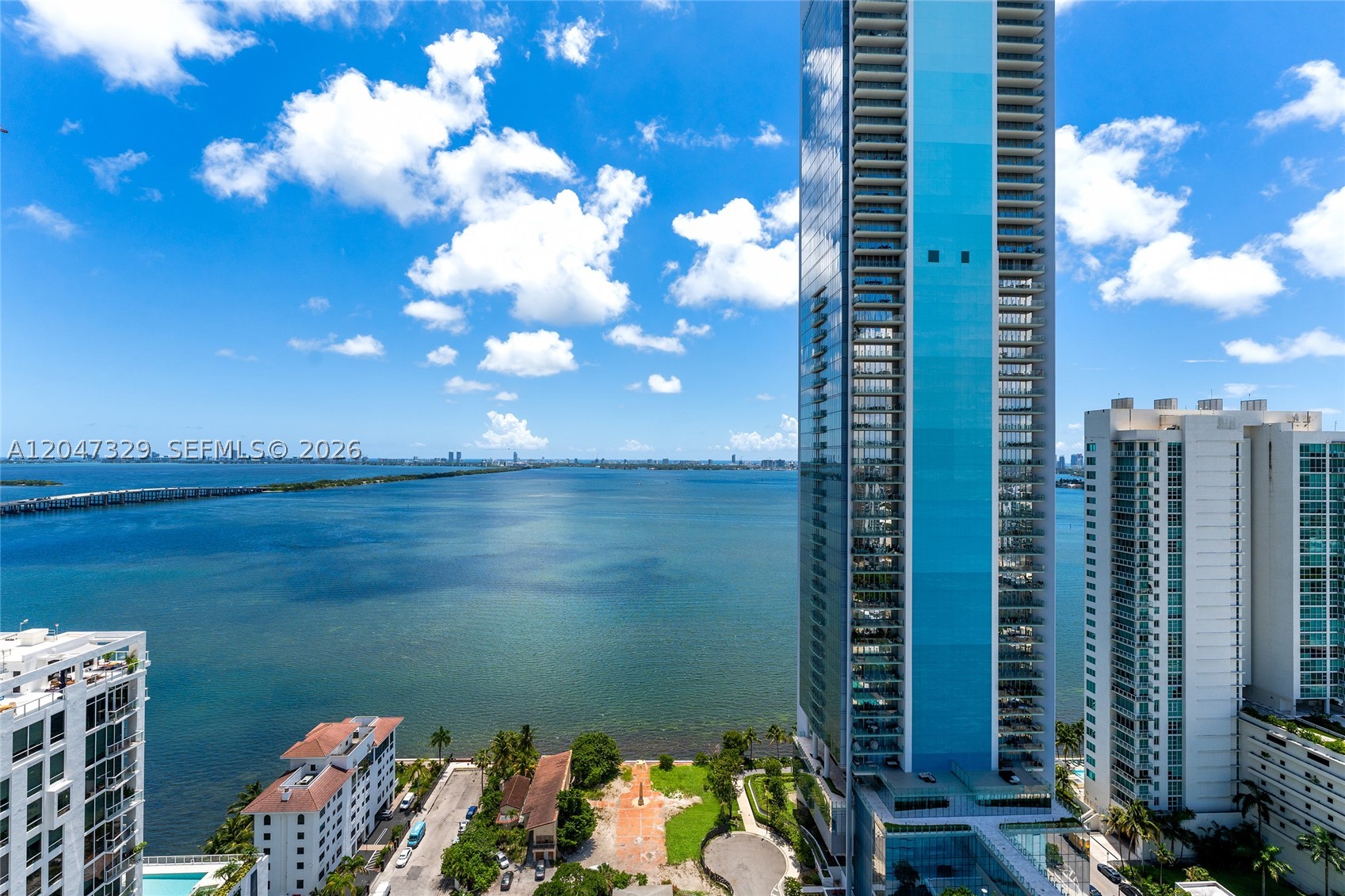 BAY HOUSE MIAMI CONDO - Residential