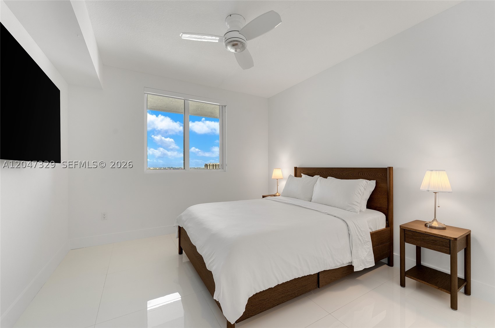 BAY HOUSE MIAMI CONDO - Residential