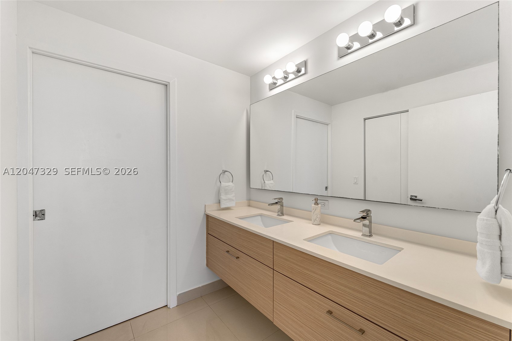 BAY HOUSE MIAMI CONDO - Residential