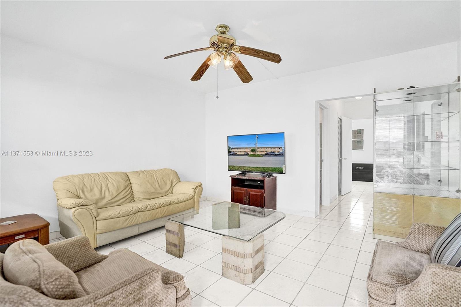 SUNLAND GARDEN APARTMENTS - Residential Lease