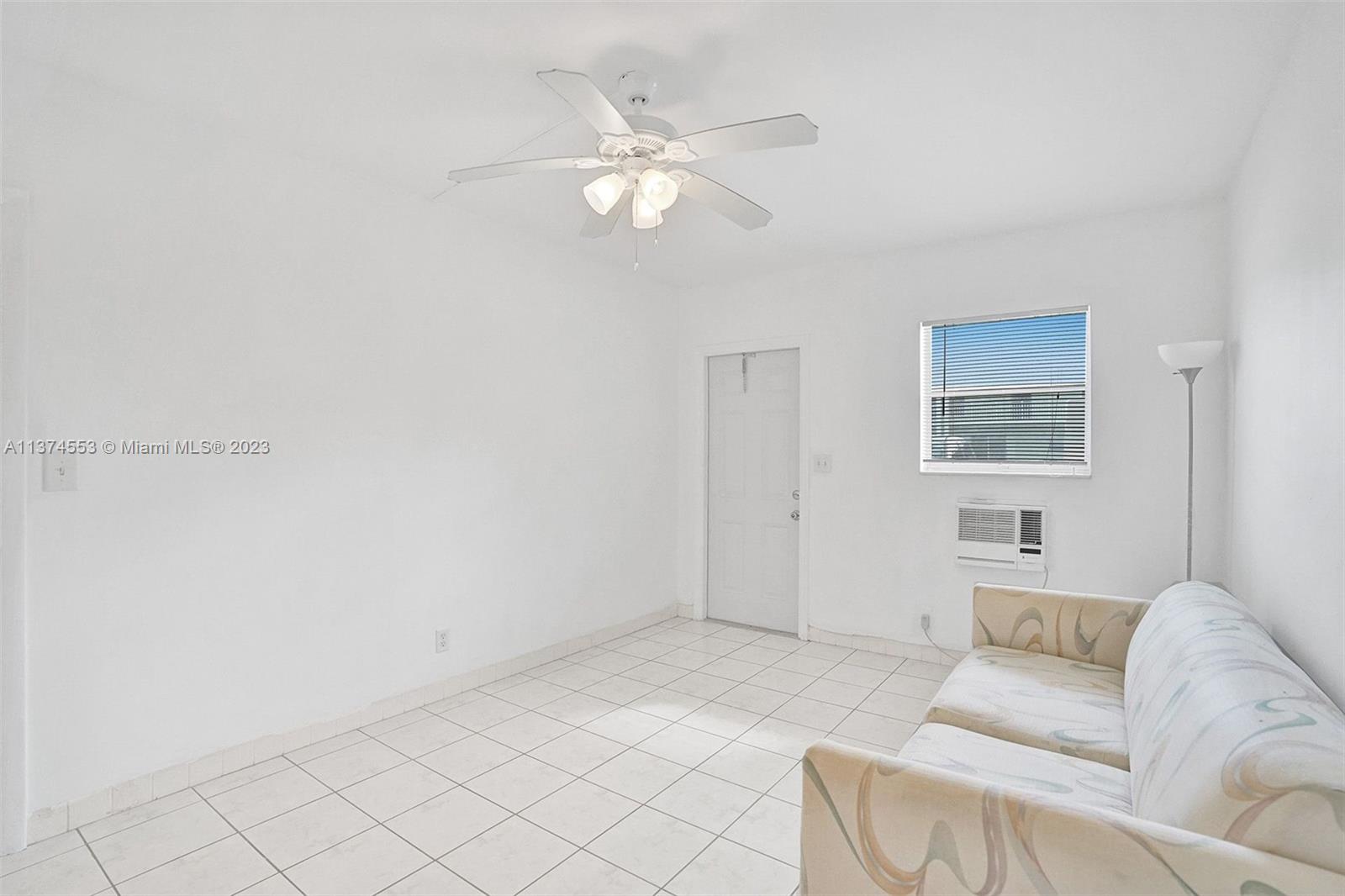 SUNLAND GARDEN APARTMENTS - Residential Lease