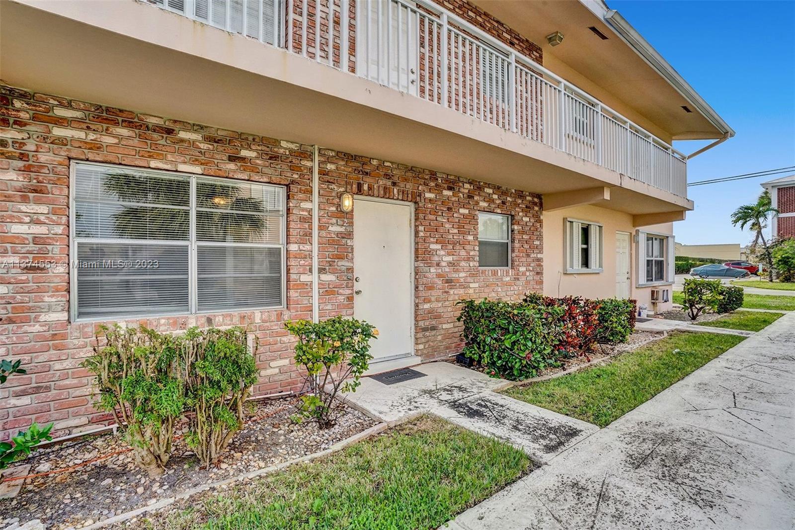 SUNLAND GARDEN APARTMENTS - Residential Lease