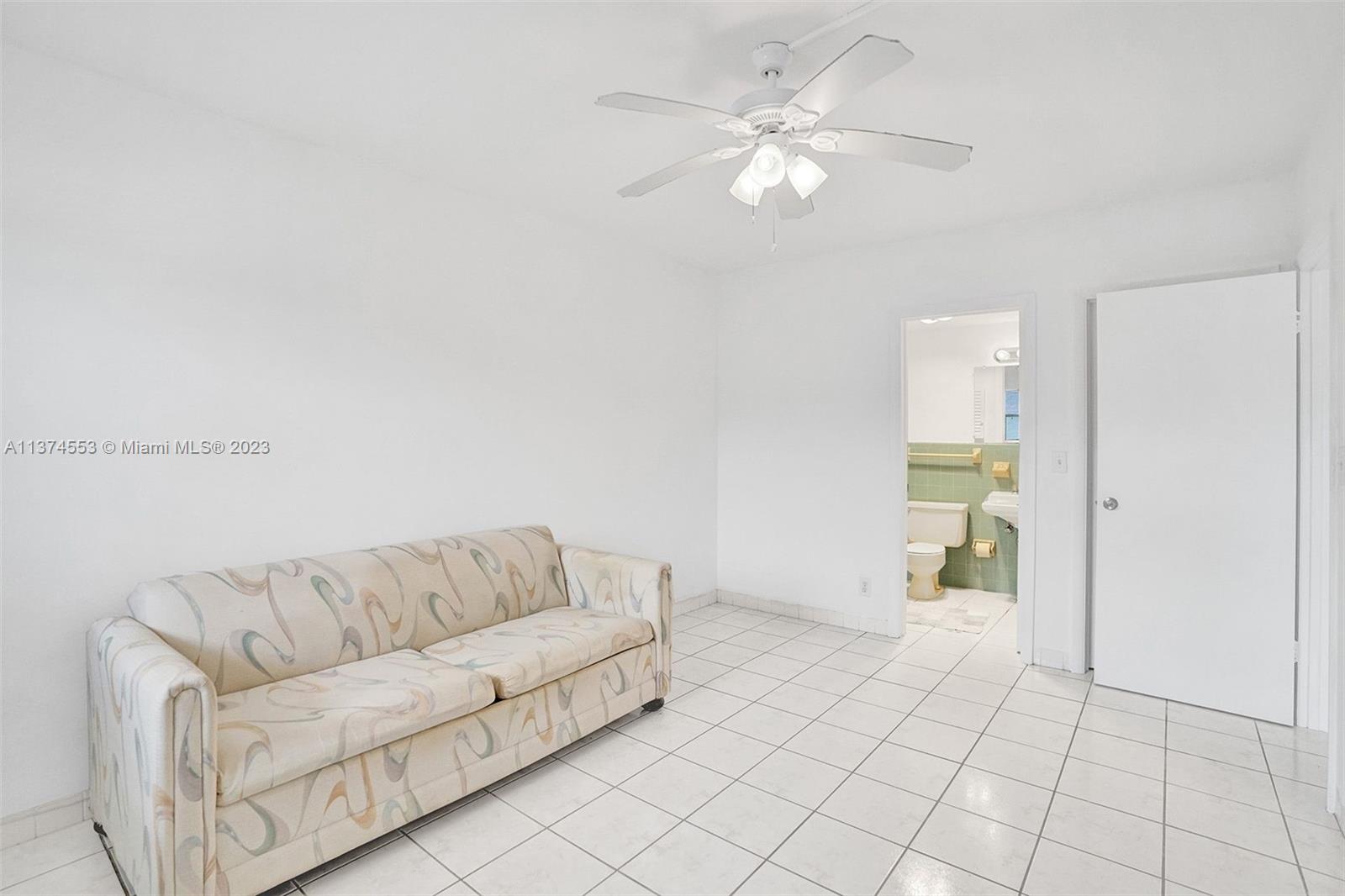 SUNLAND GARDEN APARTMENTS - Residential Lease