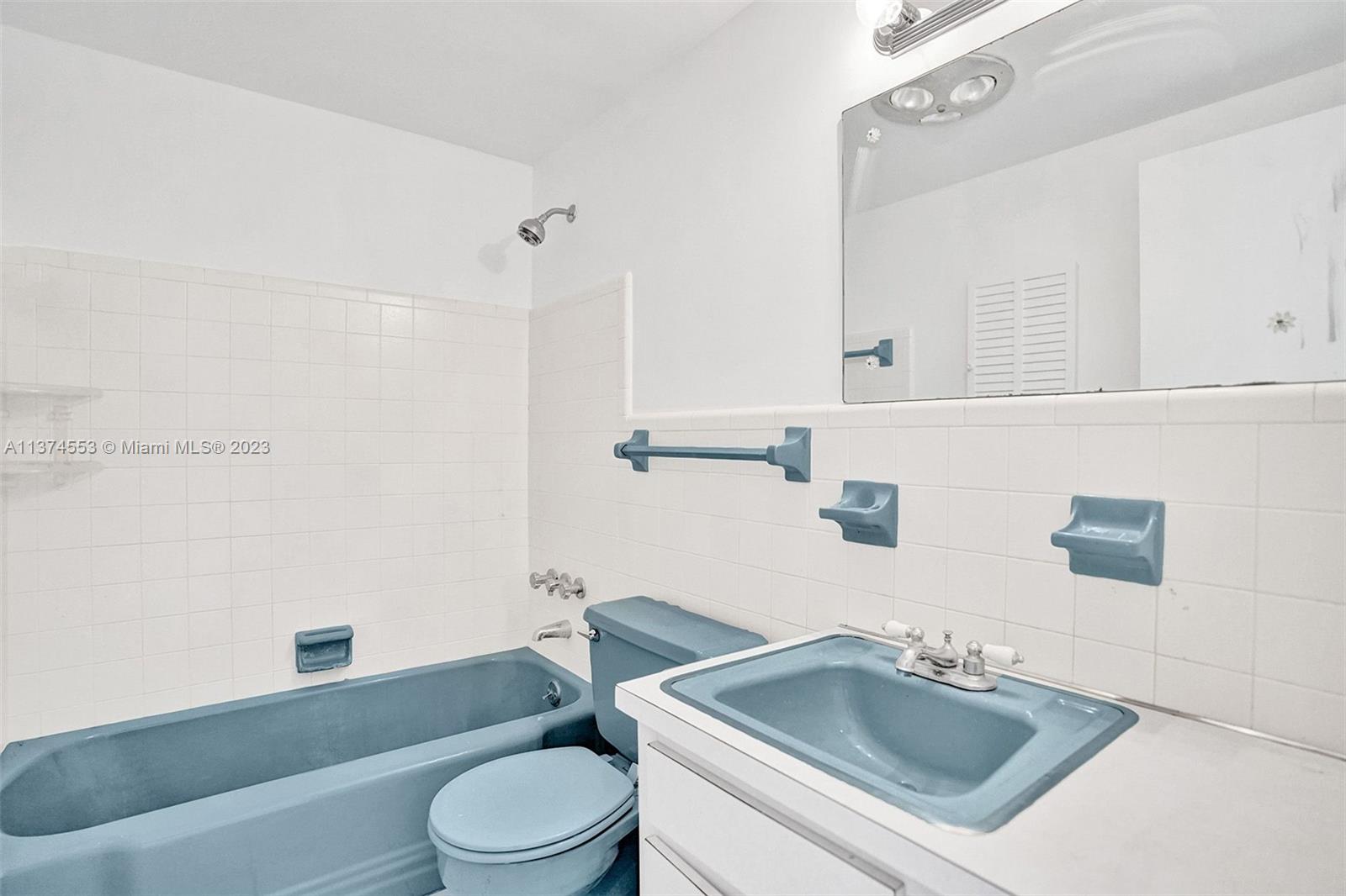 SUNLAND GARDEN APARTMENTS - Residential Lease