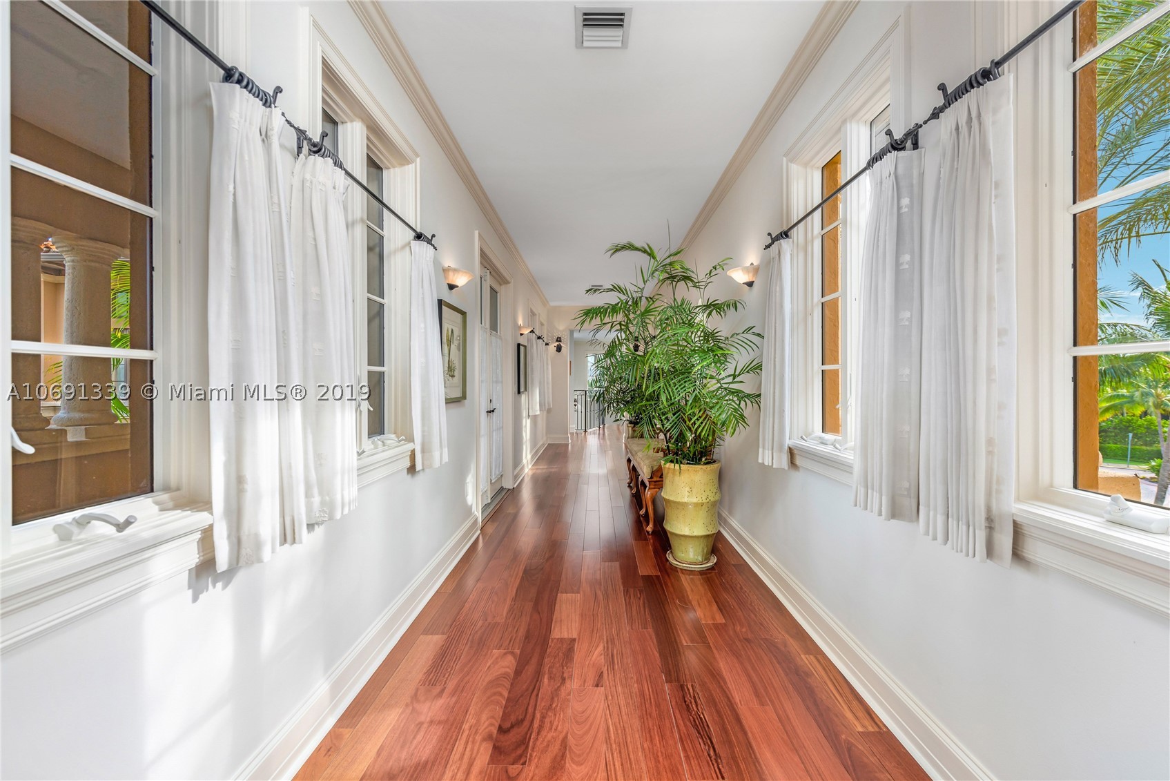 CAPE FLORIDA - Residential
