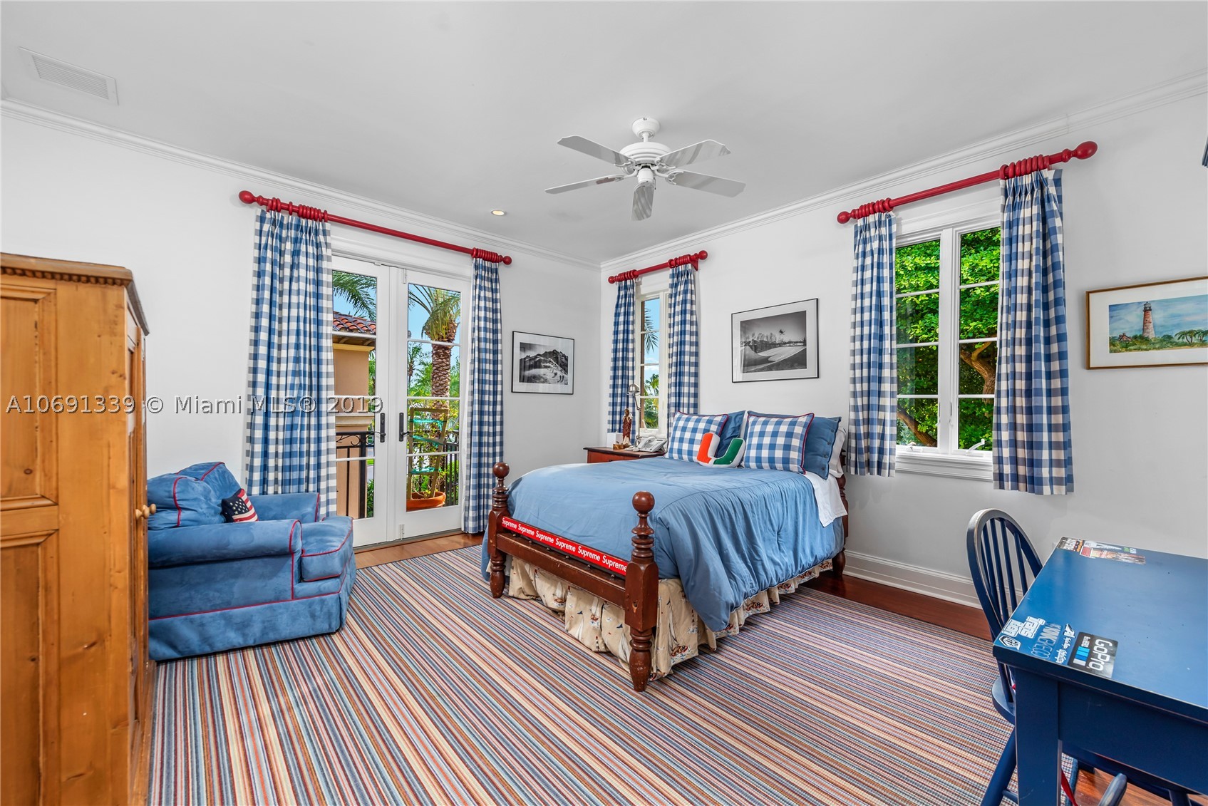 CAPE FLORIDA - Residential