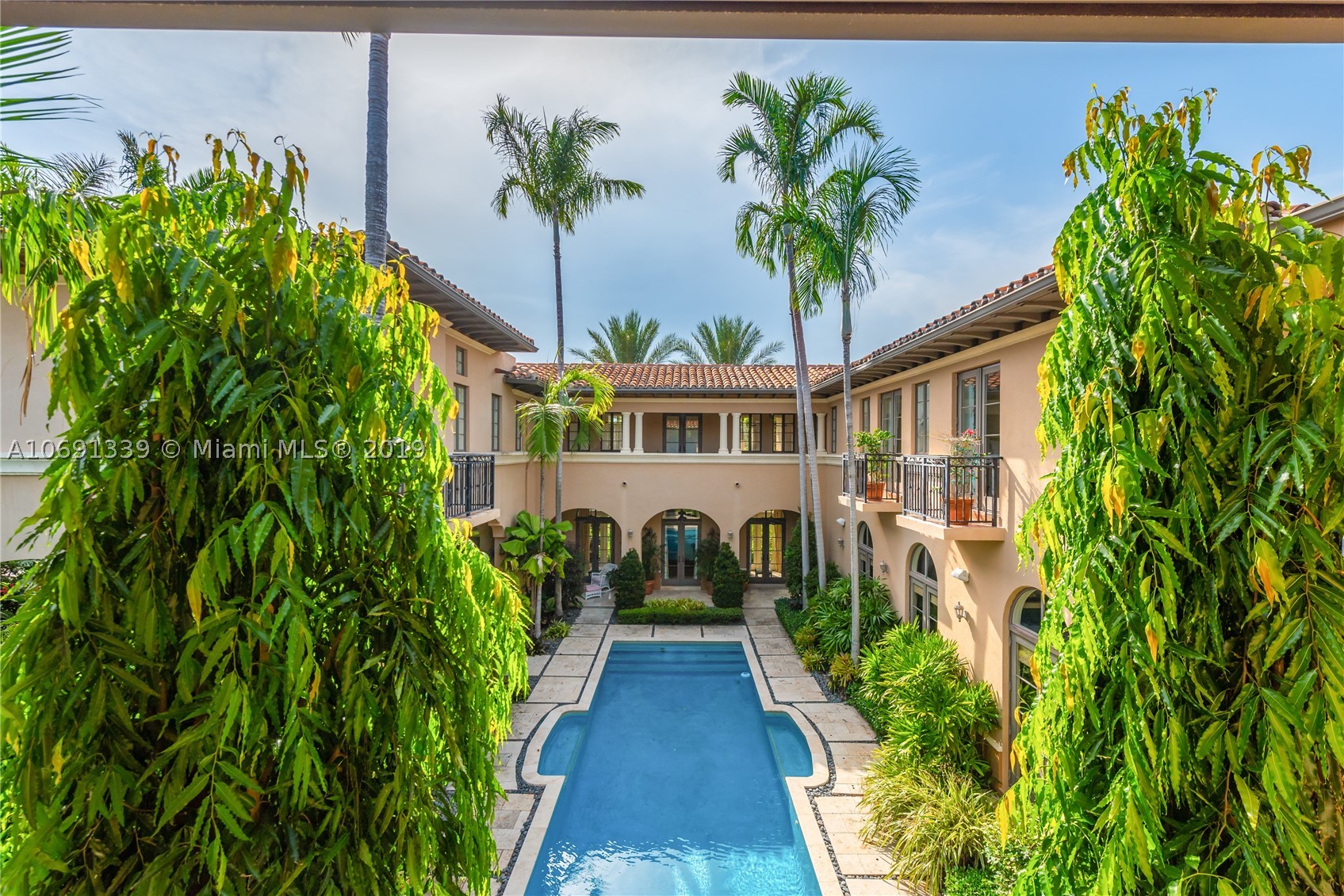 CAPE FLORIDA - Residential