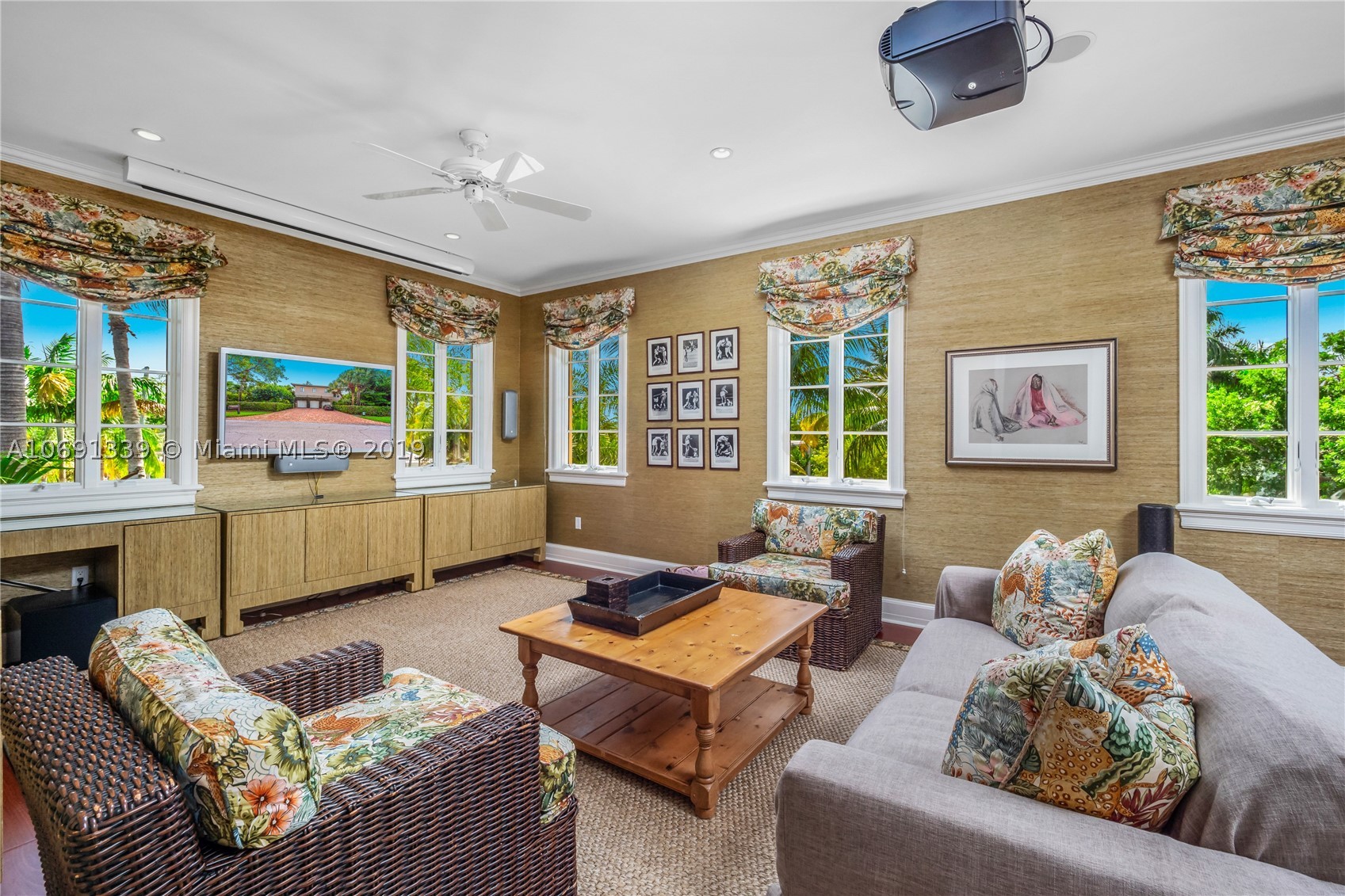 CAPE FLORIDA - Residential