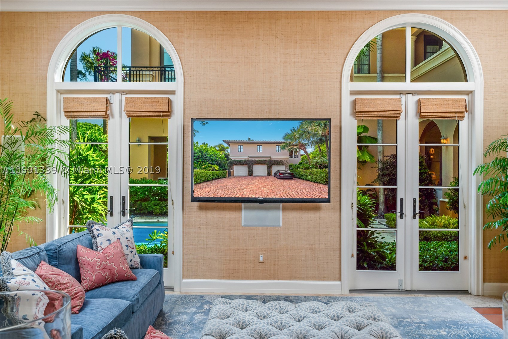 CAPE FLORIDA - Residential
