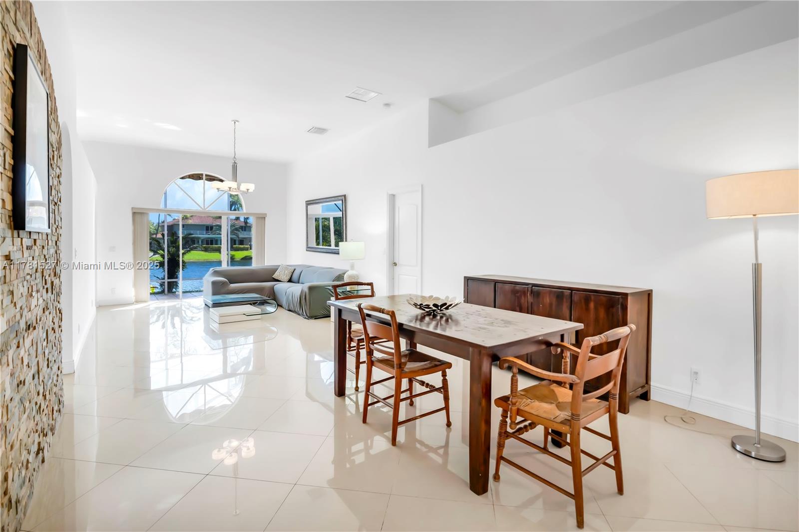 SILVER LAKES PHASE II REP - Residential