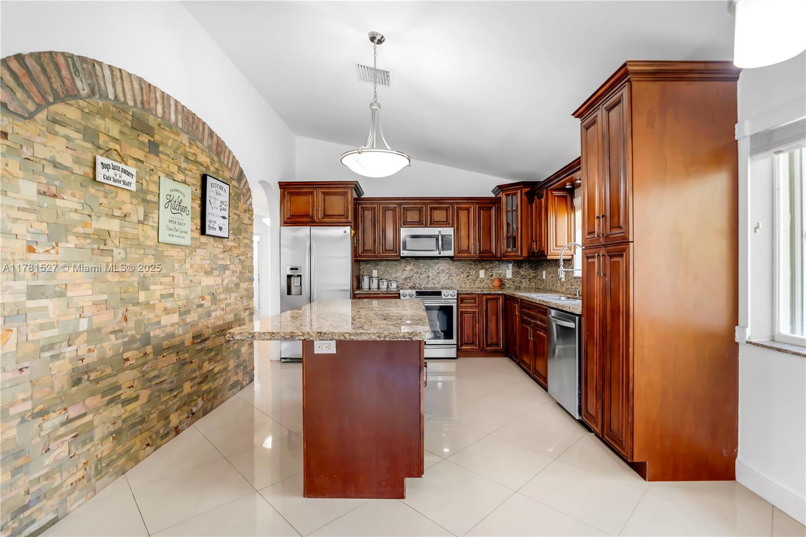 SILVER LAKES PHASE II REP - Residential