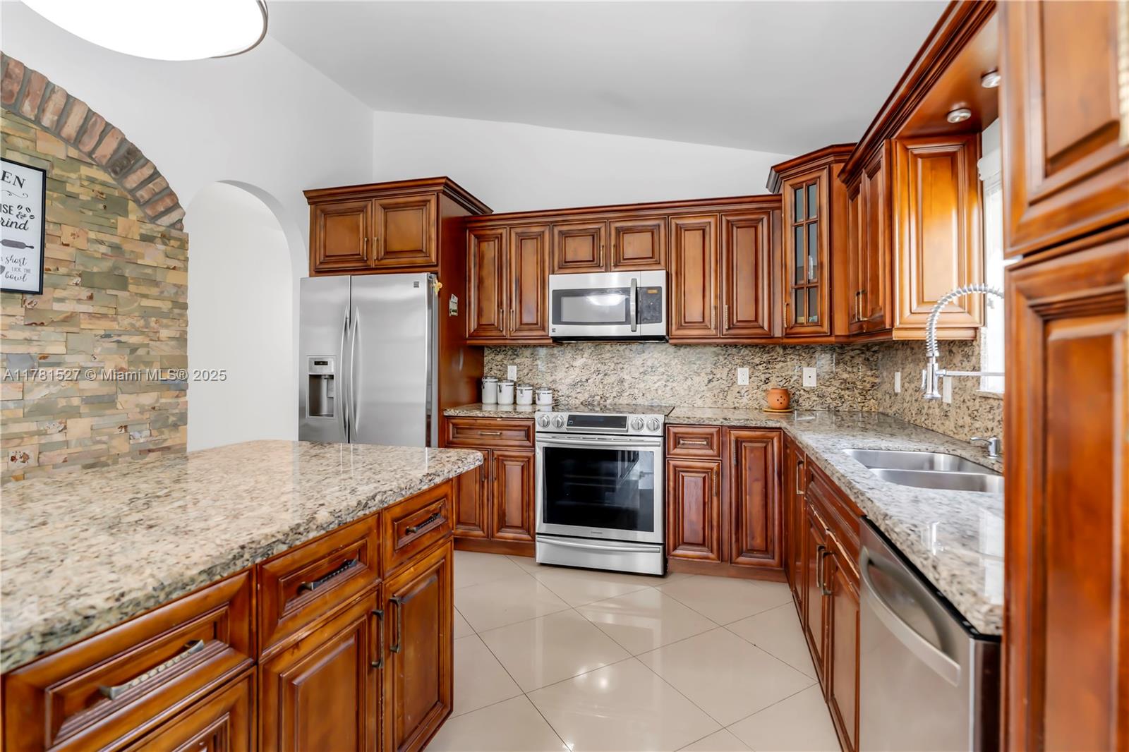 SILVER LAKES PHASE II REP - Residential